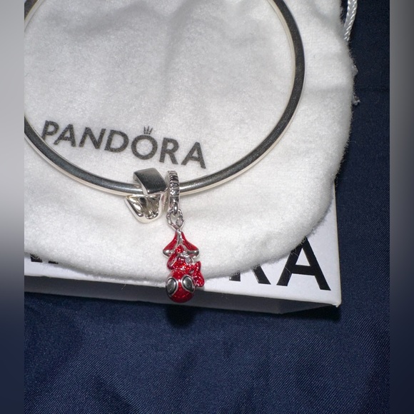Pandora Spider-Man bracelet - Picture 2 of 3